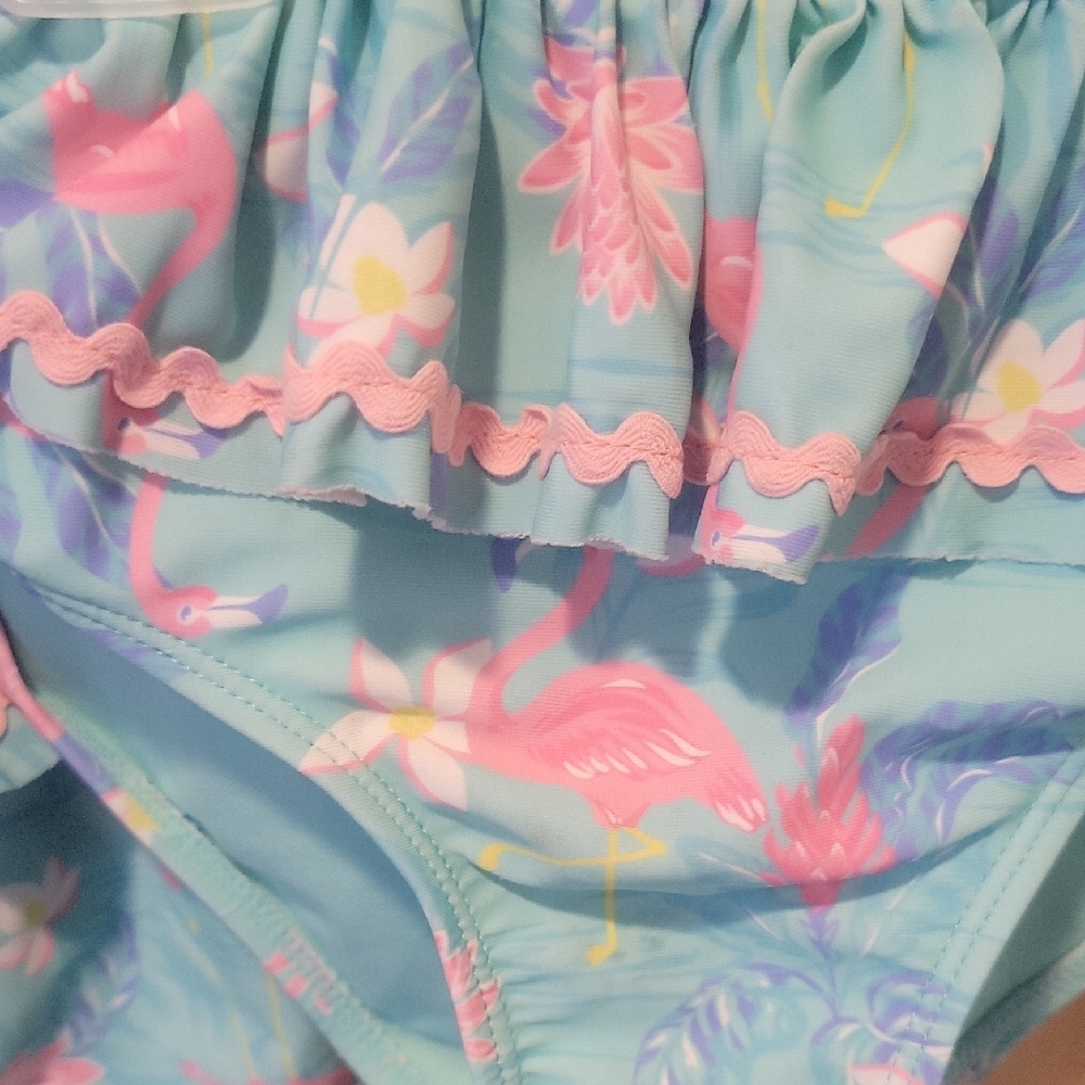 Girls' Ruffled Two-Piece Swimsuit Set - Picture 3 of 3
